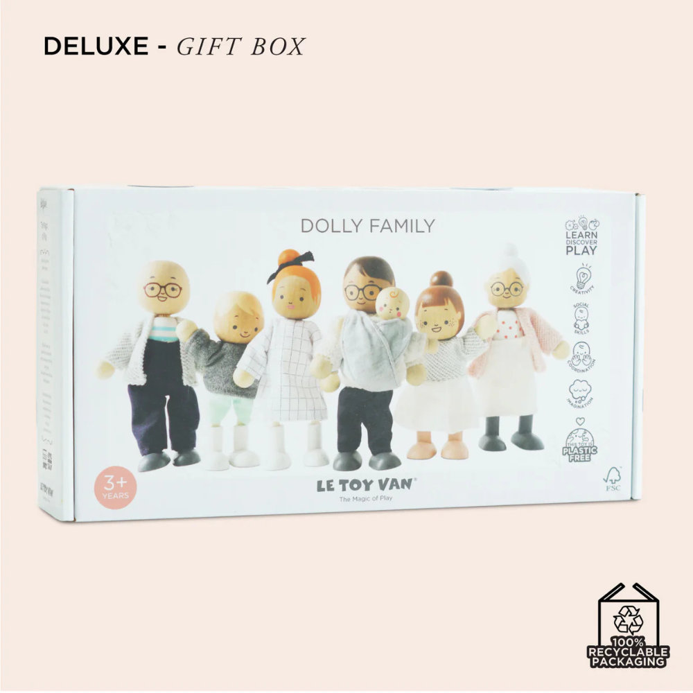 wooden dolls house FAMILY set - Image 3