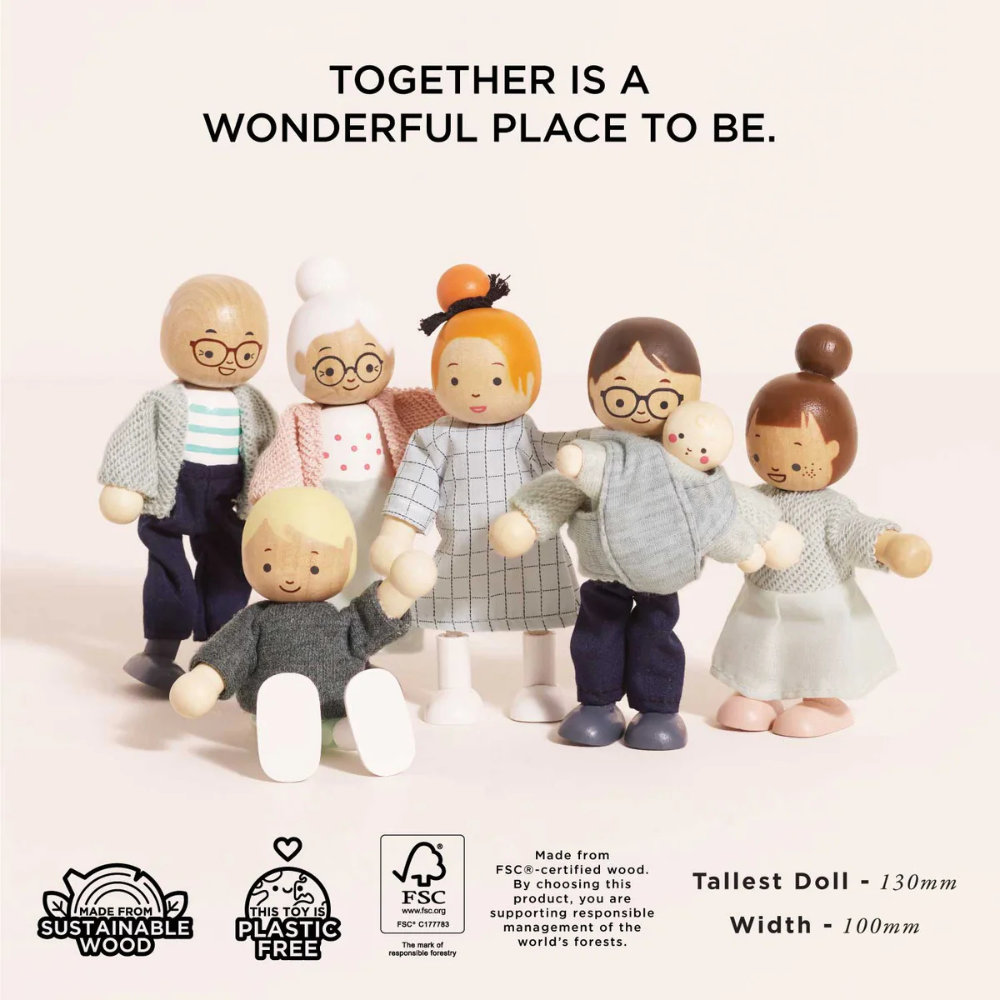 wooden dolls house FAMILY set