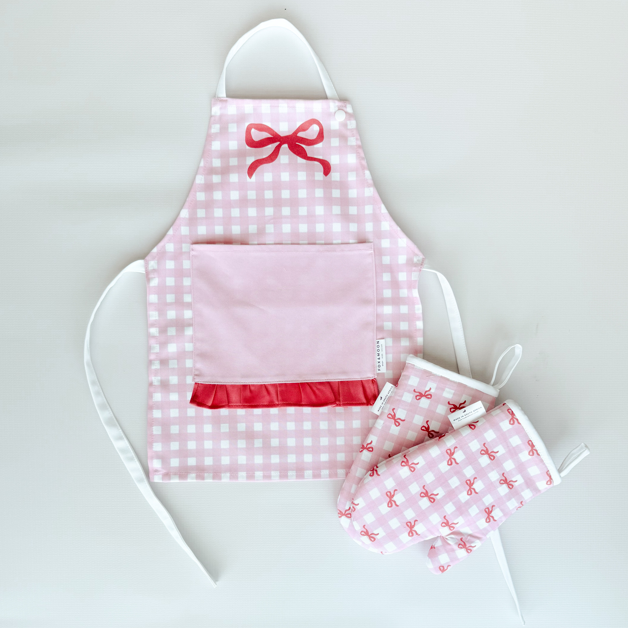 Bow apron set