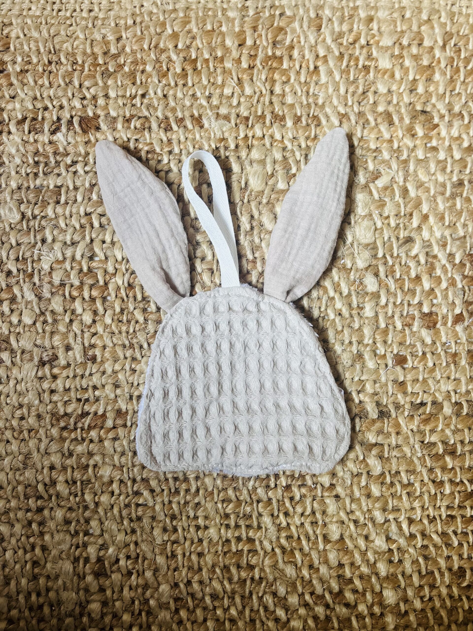 Dummy holder/wash cloth