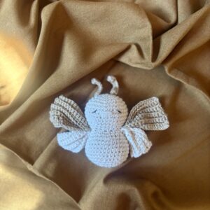 Crochet bee rattle