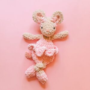 Mouse lovey